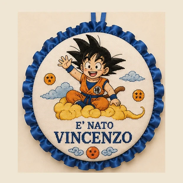 Fiocco nascita bambino personalizzato blu ricamato a punto croce con Goku e scritta È nato Vincenzo — Il primo volo, Nevia Art