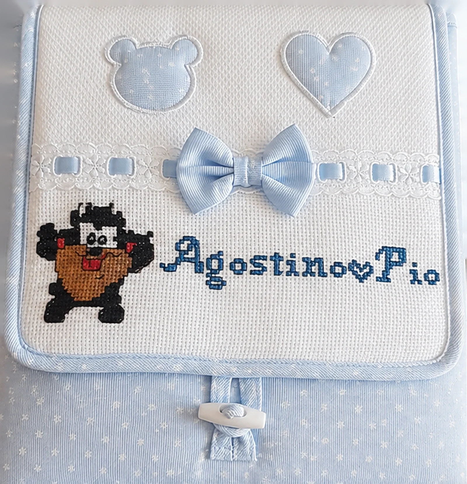Fasciatoio da viaggio personalizzato in spugna con ricamo a punto croce — Piccole avventure, Nevia Art